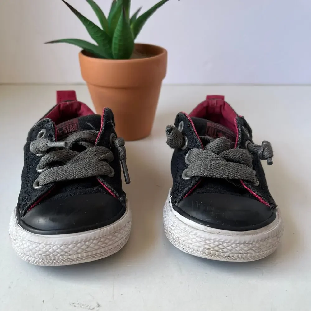 Converse All Star Low Top Baby Sneakers Shoes Size 5 Blue Red Lace Ups Classic